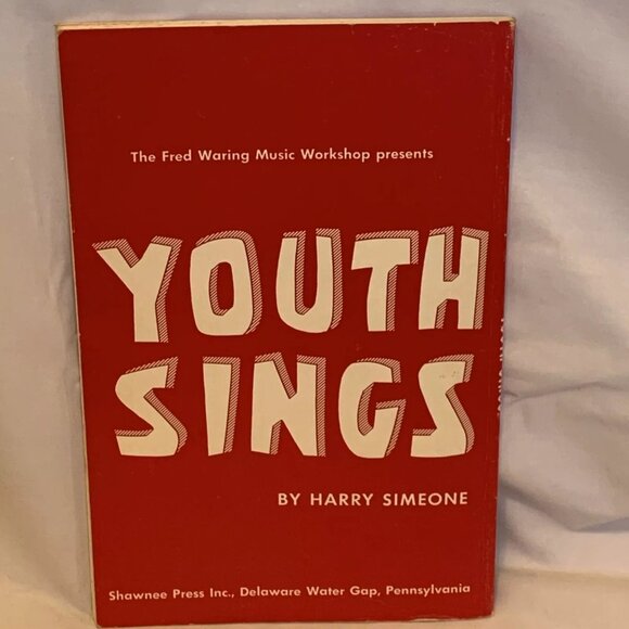Youth Sings by Harry Simeone Fred Waring Music Presents 40 Songs For Teen Groups - Picture 2 of 5